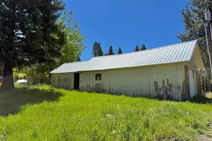 320 Bonanza St, Sumpter, OR 97877 - Photo 6