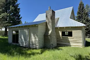 320 Bonanza St, Sumpter, OR 97877 - Photo 8