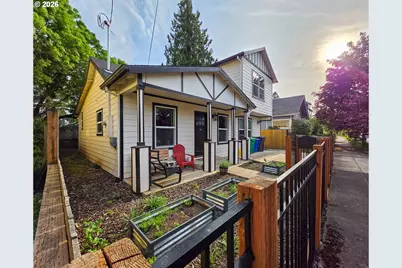 7118 SE Mitchell Ct, Portland, OR 97206 - Photo 4