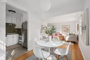 2555 NW Savier St, Portland, OR 97210 - Photo 6