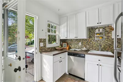 2555 NW Savier St #2, Portland, OR 97210 - Photo 20