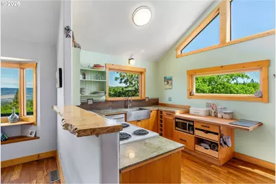7450 Seven Mile Hill Rd, Mosier, OR 97040 - Photo 12