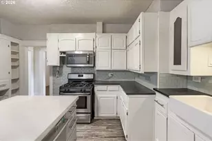2526 E 34th St, Vancouver, WA 98663 - Photo 16