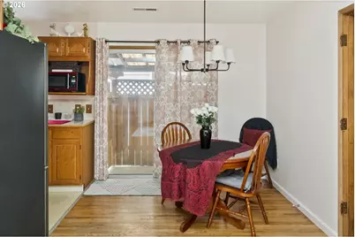 10120 N Midway Ave, Portland, OR 97203 - Photo 4