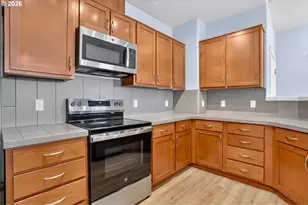 695 NW Falling Waters Ln, Portland, OR 97229 - Photo 20