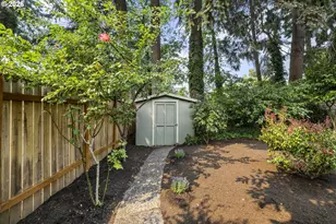11587 SW Sheffield Cir, Portland, OR 97223 - Photo 34
