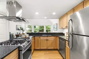 11587 SW Sheffield Cir, Portland, OR 97223 - Photo 16