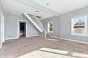 208 SW 3rd Ave, Kelso, WA 98626 - Photo 24