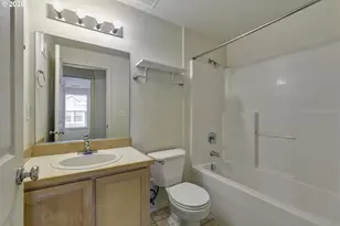 1094 NE Perl Way, Hillsboro, OR 97006 - Photo 16