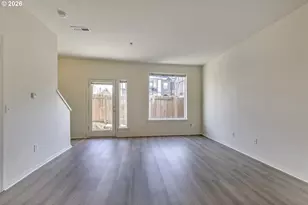 1094 NE Perl Way, Hillsboro, OR 97006 - Photo 10