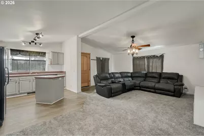 513 Rose Ave, Vernonia, OR 97064 - Photo 2