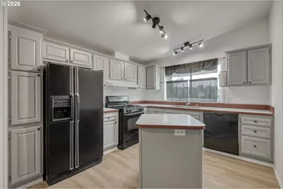 513 Rose Ave, Vernonia, OR 97064 - Photo 6