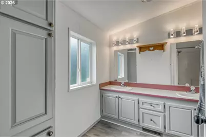 513 Rose Ave, Vernonia, OR 97064 - Photo 10