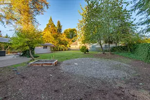 953 Forrester Way, Eugene, OR 97401 - Photo 34