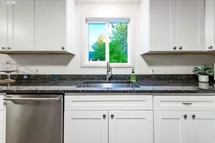 953 Forrester Way, Eugene, OR 97401 - Photo 14