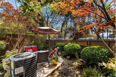 17780 NW Lakeway Ct, Beaverton, OR 97006 - Photo 28