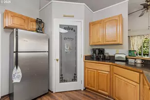 123 Burchard Dr, Scottsburg, OR 97473 - Photo 12