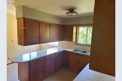 10101 NE Covington Rd, Vancouver, WA 98662 - Photo 2