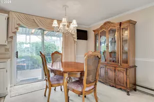 864 NE Fleming Ave, Gresham, OR 97030 - Photo 6