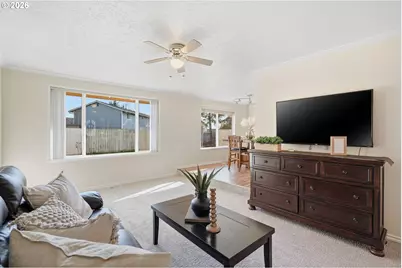 4490 NW Quinault Ct, Portland, OR 97229 - Photo 6