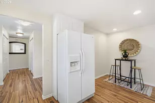 4490 NW Quinault Ct, Portland, OR 97229 - Photo 12