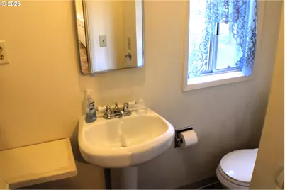7503 N Myrtle Rd, Myrtle Creek, OR 97457 - Photo 24