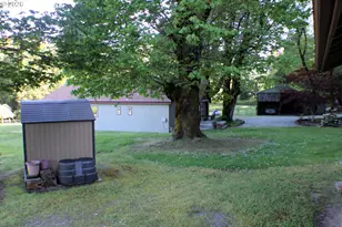 7503 N Myrtle Rd, Myrtle Creek, OR 97457 - Photo 28