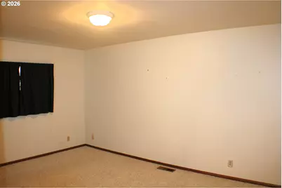 7503 N Myrtle Rd, Myrtle Creek, OR 97457 - Photo 12