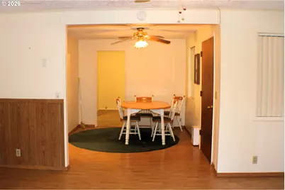 7503 N Myrtle Rd, Myrtle Creek, OR 97457 - Photo 18