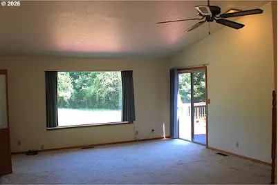 7503 N Myrtle Rd, Myrtle Creek, OR 97457 - Photo 6