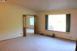 7503 N Myrtle Rd, Myrtle Creek, OR 97457 - Photo 14