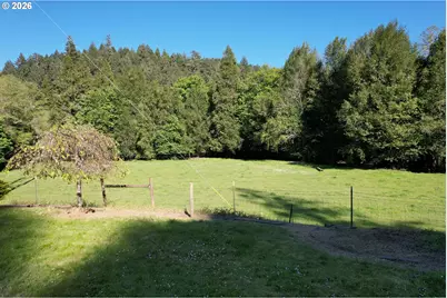 7503 N Myrtle Rd, Myrtle Creek, OR 97457 - Photo 32