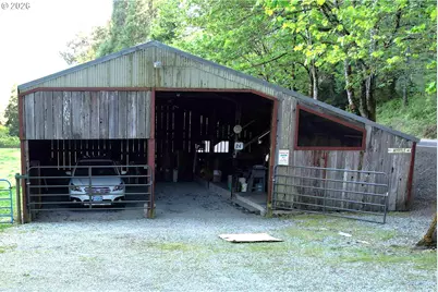 7503 N Myrtle Rd, Myrtle Creek, OR 97457 - Photo 16