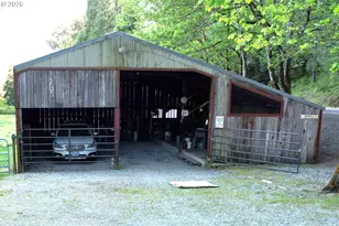 7503 N Myrtle Rd, Myrtle Creek, OR 97457 - Photo 16