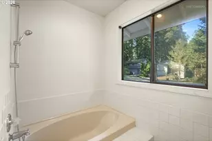 21104 SW Jameco Ct, Tualatin, OR 97062 - Photo 20