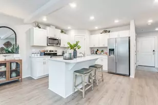 1050 SE 193rd Pl, Camas, WA 98607 - Photo 4