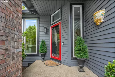 5825 Ridgetop Ct, Lake Oswego, OR 97035 - Photo 4
