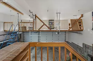 5825 Ridgetop Ct, Lake Oswego, OR 97035 - Photo 46