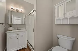 5825 Ridgetop Ct, Lake Oswego, OR 97035 - Photo 26