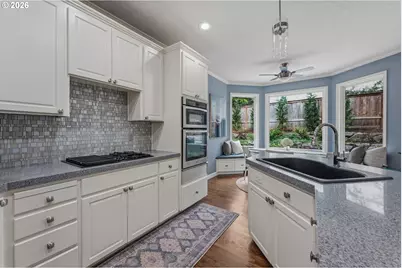 5825 Ridgetop Ct, Lake Oswego, OR 97035 - Photo 20