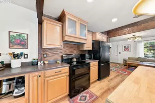 3842 Melrose Rd, Roseburg, OR 97471 - Photo 10