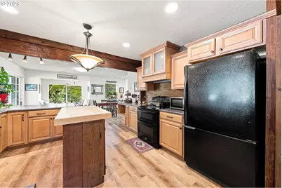 3842 Melrose Rd, Roseburg, OR 97471 - Photo 8