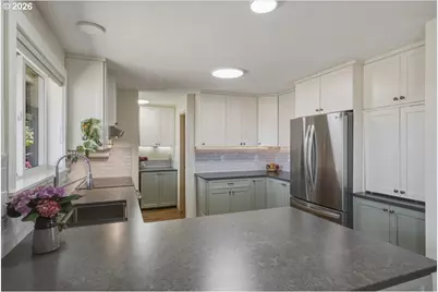 35050 Riverside Dr SW, Albany, OR 97321 - Photo 10