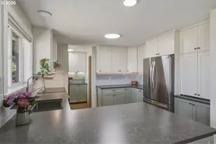 35050 Riverside Dr SW, Albany, OR 97321 - Photo 10