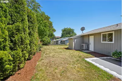 11811 SE Cora St, Portland, OR 97266 - Photo 40