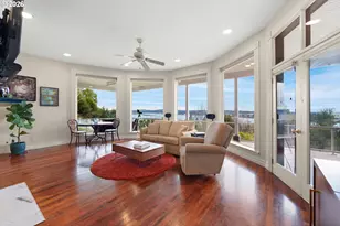 93883 Makai Ln, North Bend, OR 97459 - Photo 12