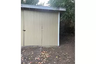 420 SW 4th Ave, Myrtle Creek, OR 97457 - Photo 28