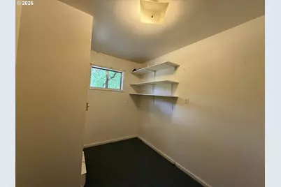 420 SW 4th Ave, Myrtle Creek, OR 97457 - Photo 20