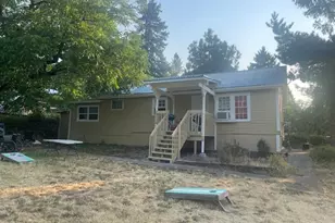 420 SW 4th Ave, Myrtle Creek, OR 97457 - Photo 30