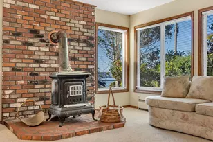 325 W Niagara Ave, Astoria, OR 97103 - Photo 28